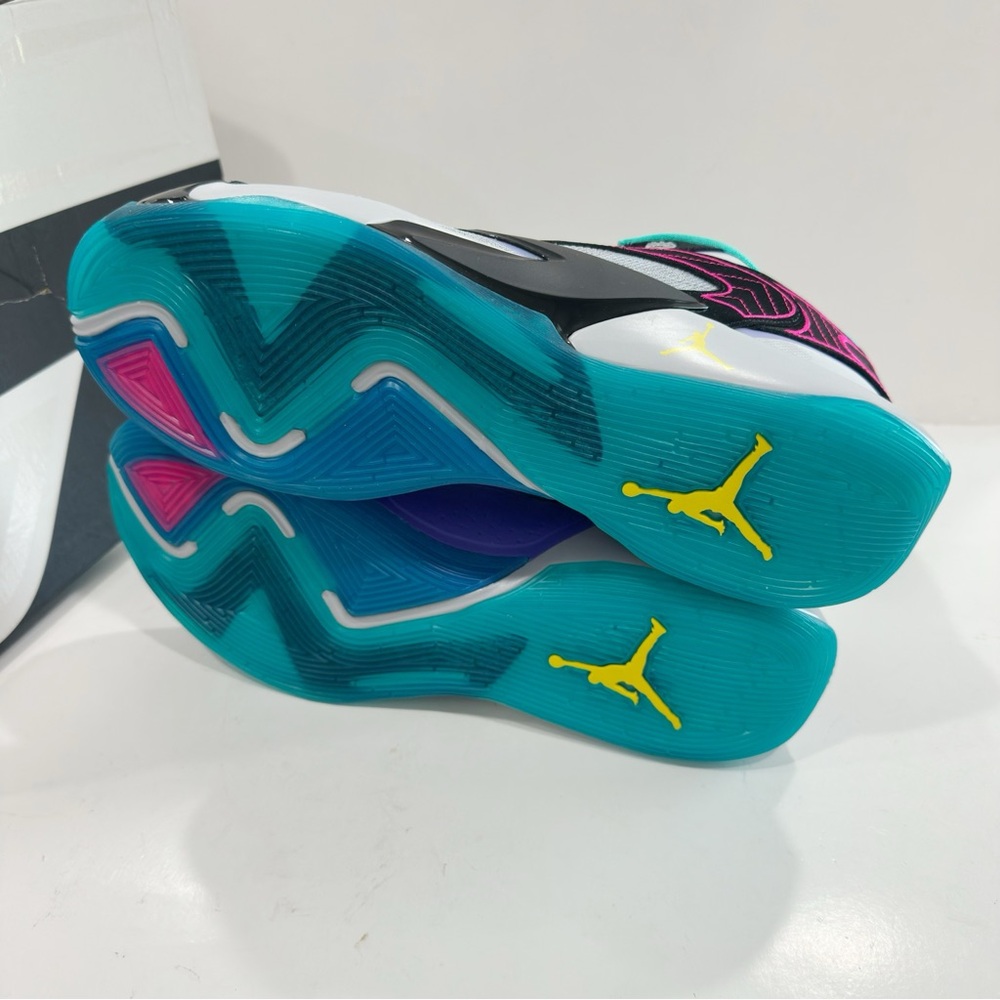 Jordan Luka 2 Men’s Basketball Shoes - Picture 10 of 13